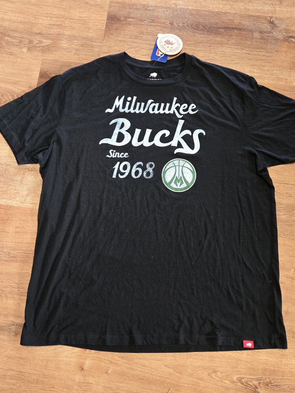 NWT!! Milwaukee Bucks Men’s Black Short Sleeve Tee Sportiqe XXXL 3X